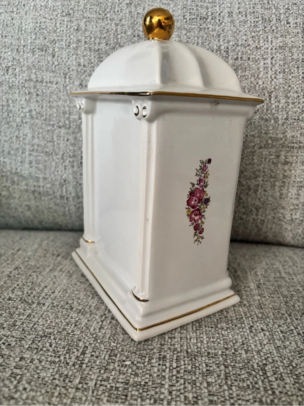 PS Classic White Ceramic Mantel Clock with Gold Accents